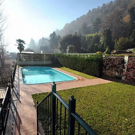 Lejlighed Sleeps 4 Pool Wifi *
