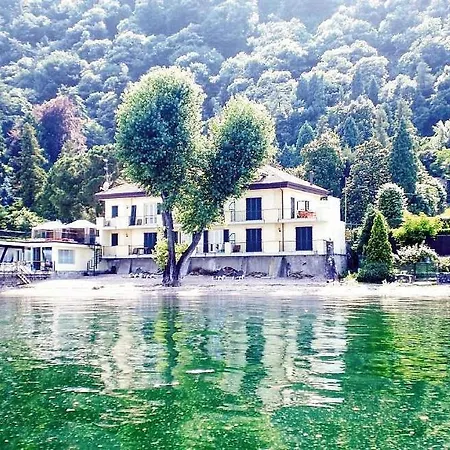 Sleeps 4 Pool Wifi