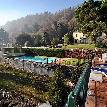 Sleeps 4 Pool Wifi Lejlighed *