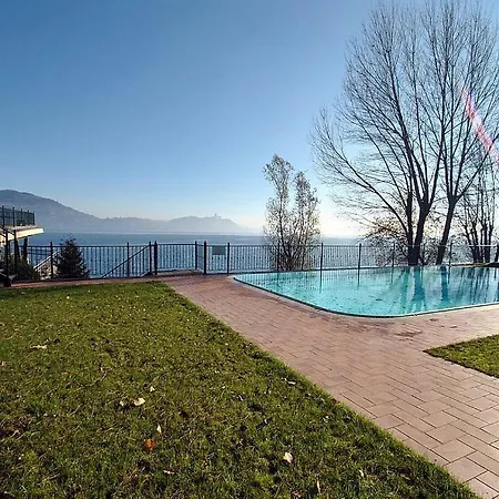 Sleeps 4 Pool Wifi Lejlighed *
