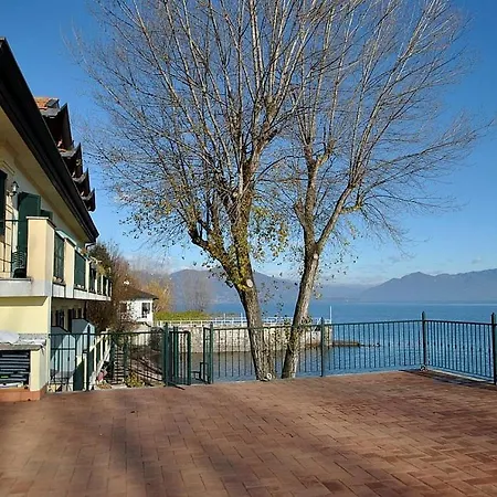 Sleeps 4 Pool Wifi Meina