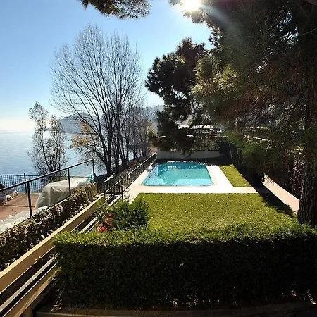 Sleeps 4 Pool Wifi *