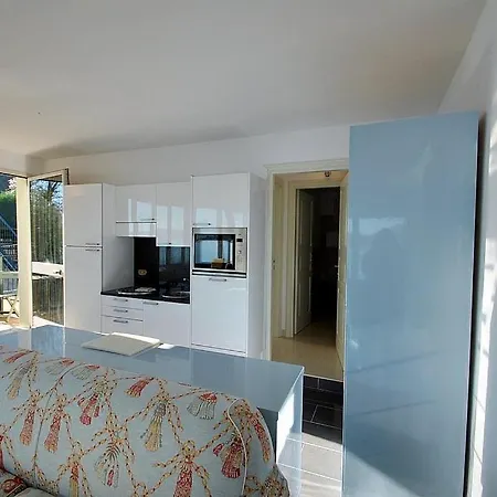 Sleeps 4 Pool Wifi Appartement *