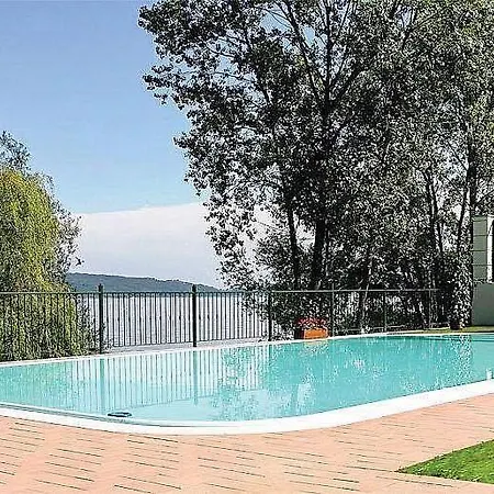 Sleeps 4 Pool Wifi